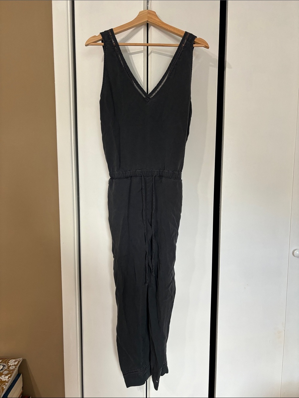 Cloth & stone v-Neck Sleeveless Jumpsuit